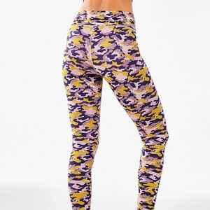 Fabletics camo leggings